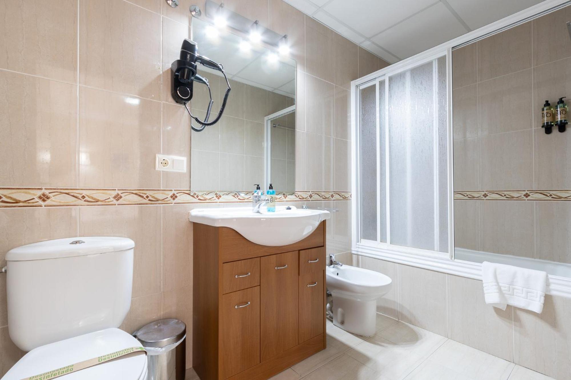 Insidehome Zaravencia Plaza Mayor Toro Exterior photo